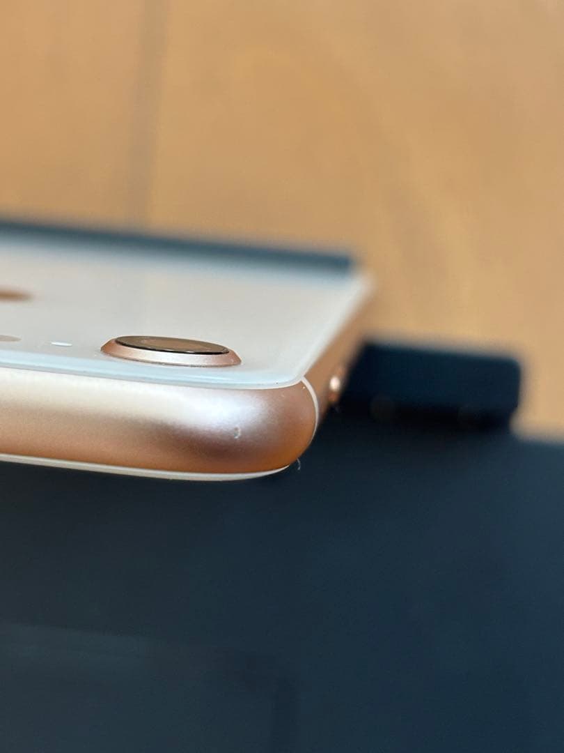 【ナオハル 】Apple iPhone 8 64GB 本体SIMフリー