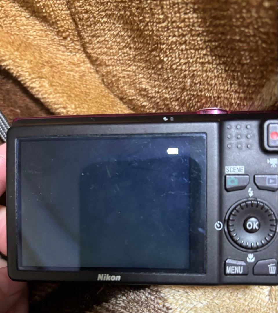 Nikon COOLPIX S6200 レッド
