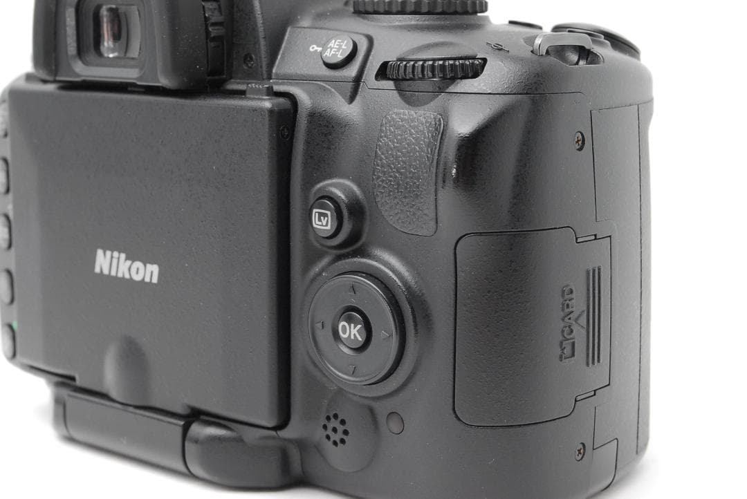 Nikon D5000　スマホ転送　バリアングル液晶　自由な角度で撮影　自撮り