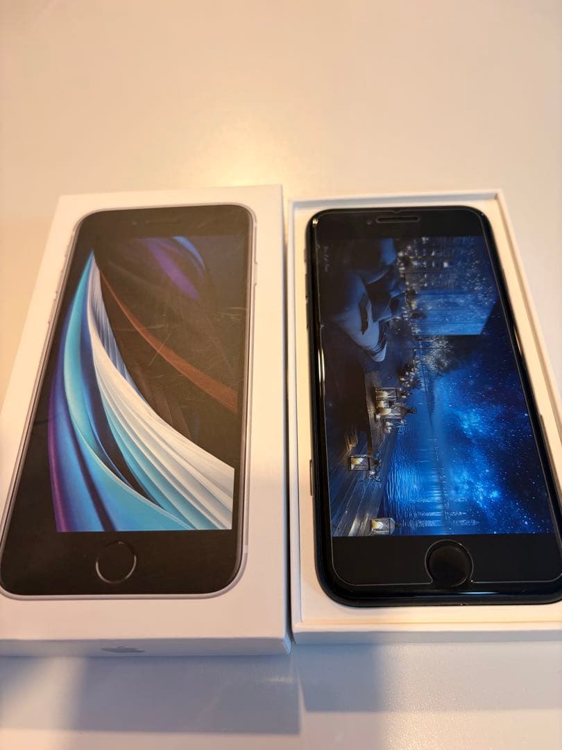 美品　iPhone SE 第3世代 128GB SIMフリー ブラック 黒