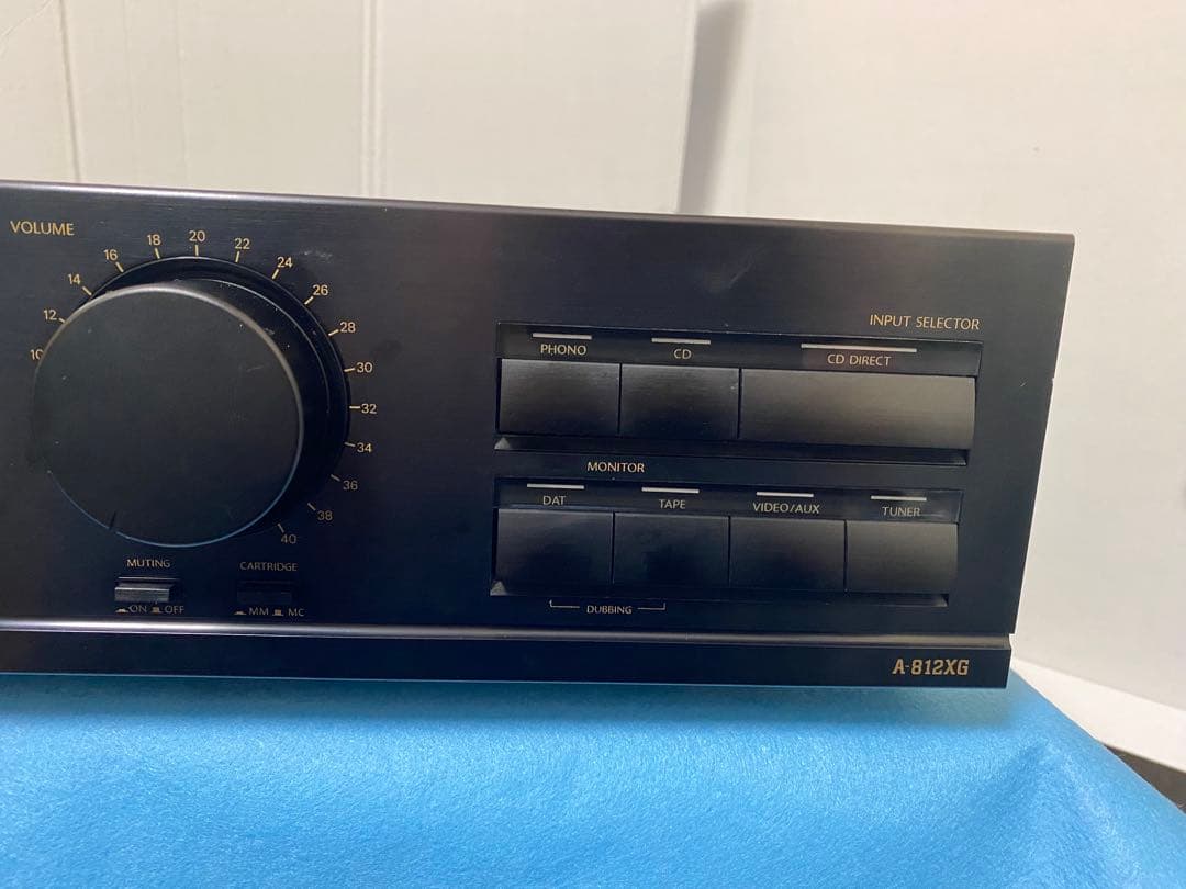 ONKYO A-812XG プリメインアンプ　動作品