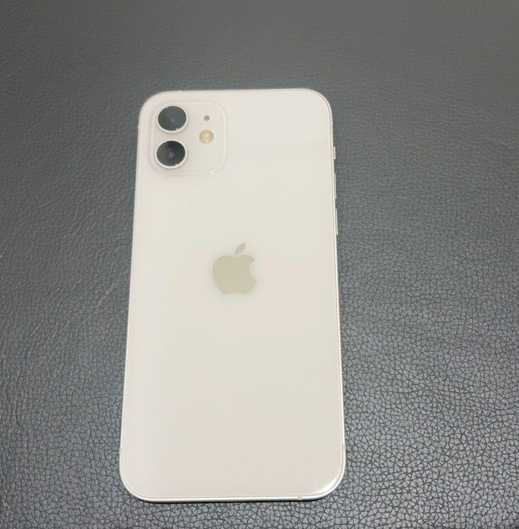 Apple iPhone 12 ホワイト64GB本体　【美品】