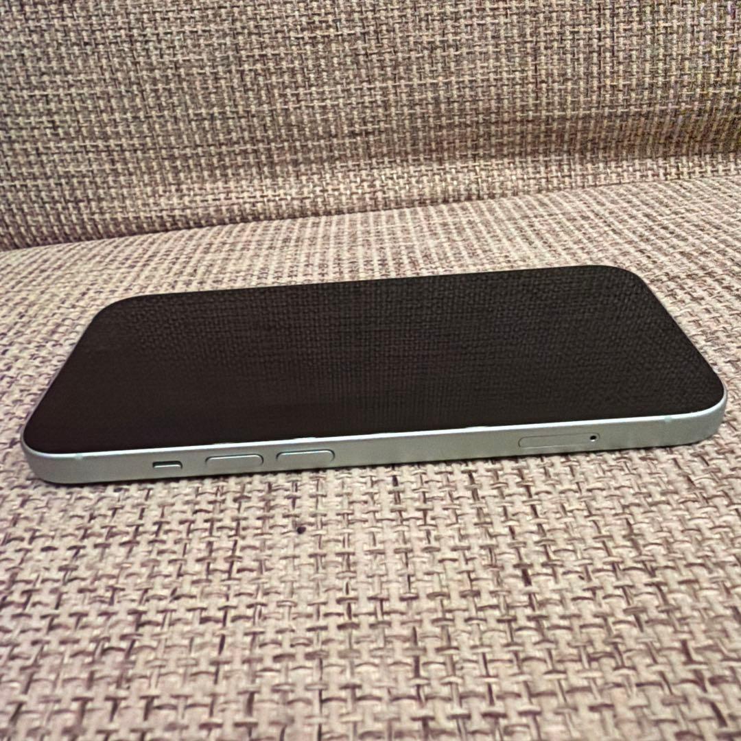 【美品】iPhone15 128G グリーン