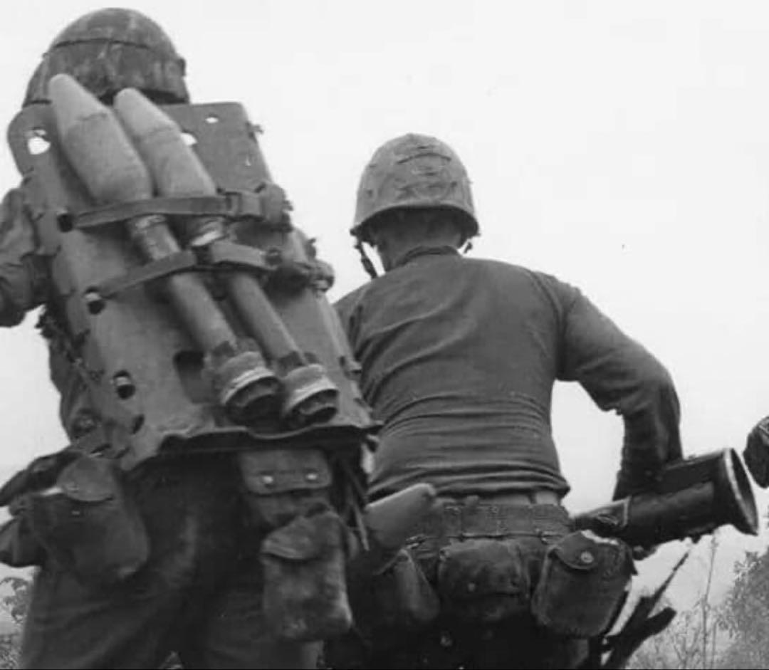 SNT1742 米軍実物 パックボード ベトナム戦争 当時物 希少品