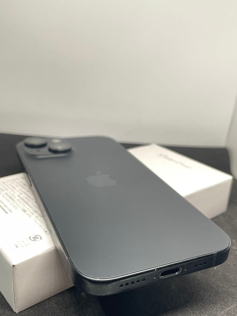 Apple iPhone15 128GB ブラック