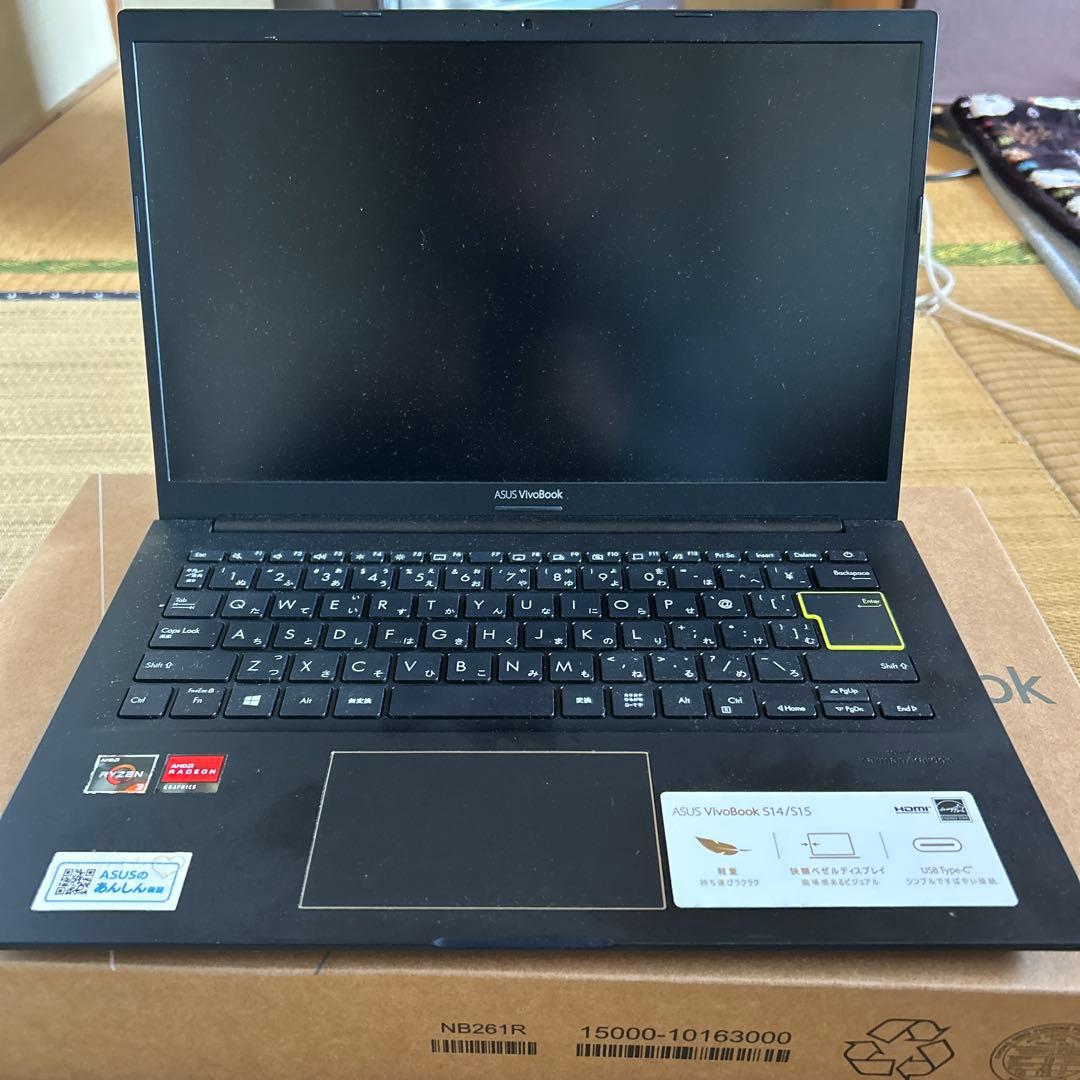 ASUS VivoBook 14インチ ノートPC ブラック