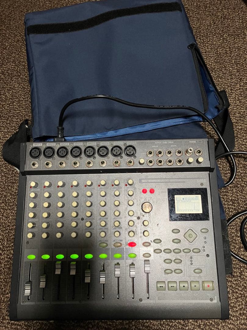 KORG 8トラックMTR D888
