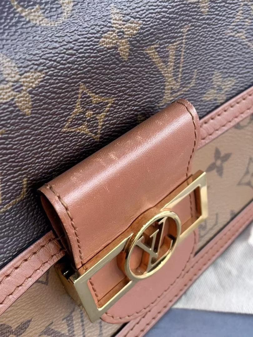 Louis Vuitton ショルダーバッグ ブラウンad M44580