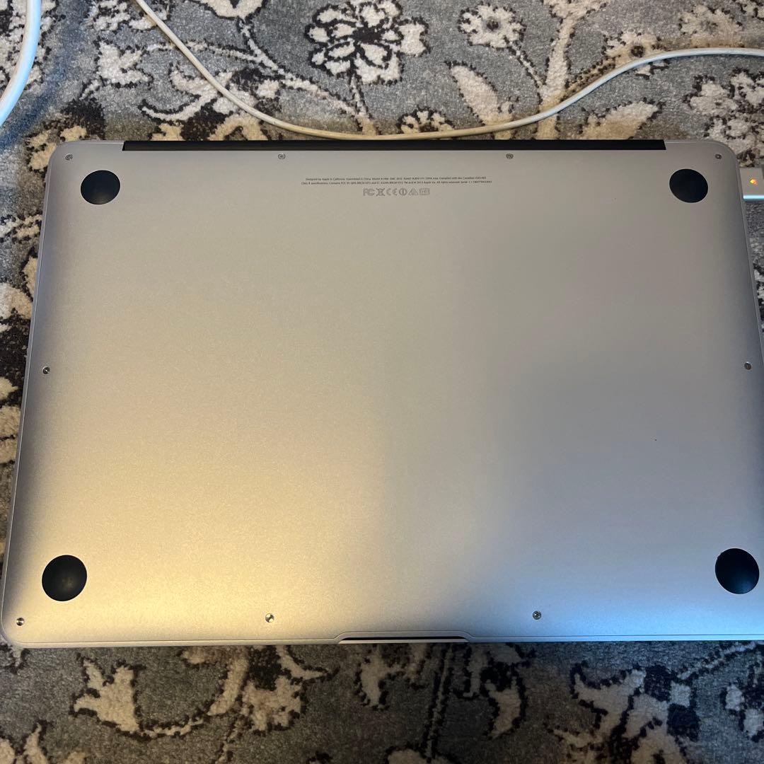 MacBookAir 13インチEarly 2014/SSD128GB/動作良好
