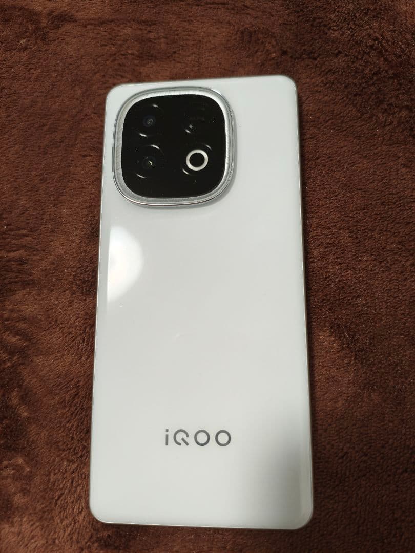 vivo iqoo Z10 Turbo Pro 12GB/256GB ホワイト