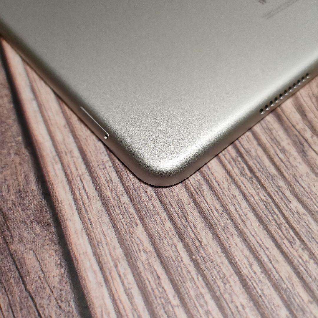 iPad Air 3世代 64GB SIMフリー シルバー 超美品