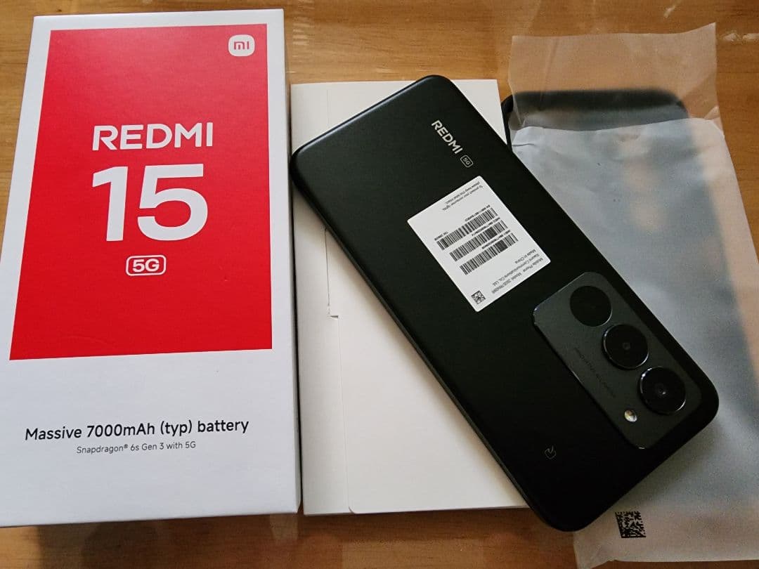 新品同様Xiaomi REDMI 15 5G 256GBミッドナイトブラック