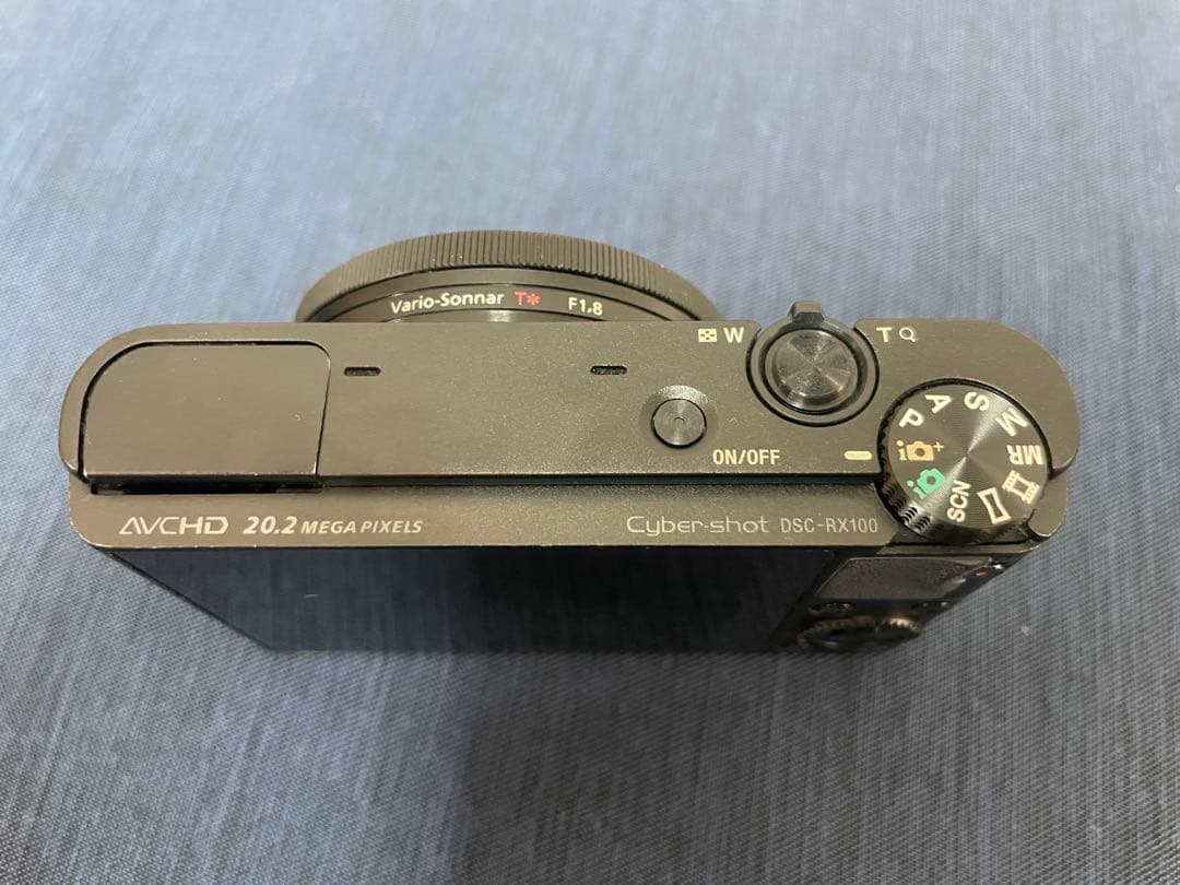 ソニー　SONY Cyber-shot DSC-RX100