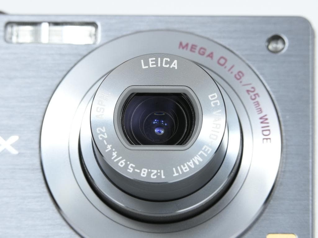 【超美品】 Panasonic LUMIX DMC-FX500 ストーンシルバー