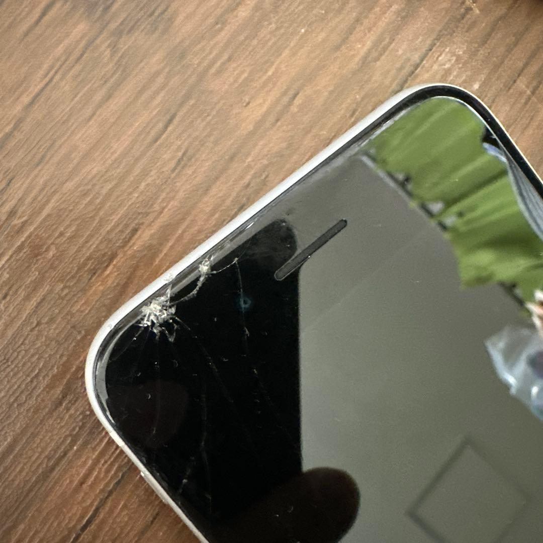 シ*ン様 iPhone SE2 第2世代　64GB SIMフリー