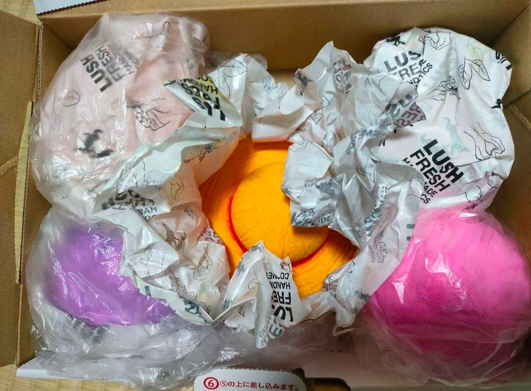 LUSH　ワンピース　バスボム　全5種セット