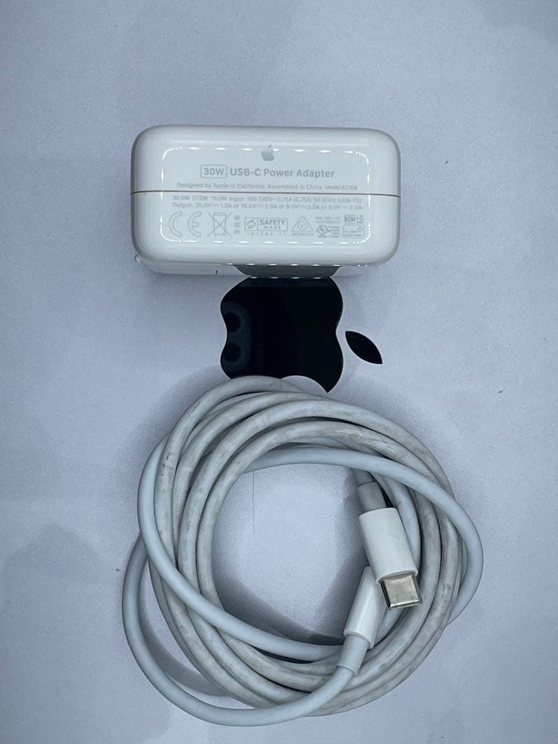 MacBook Air M1 2020 13インチ 8GB/512GB 中古品