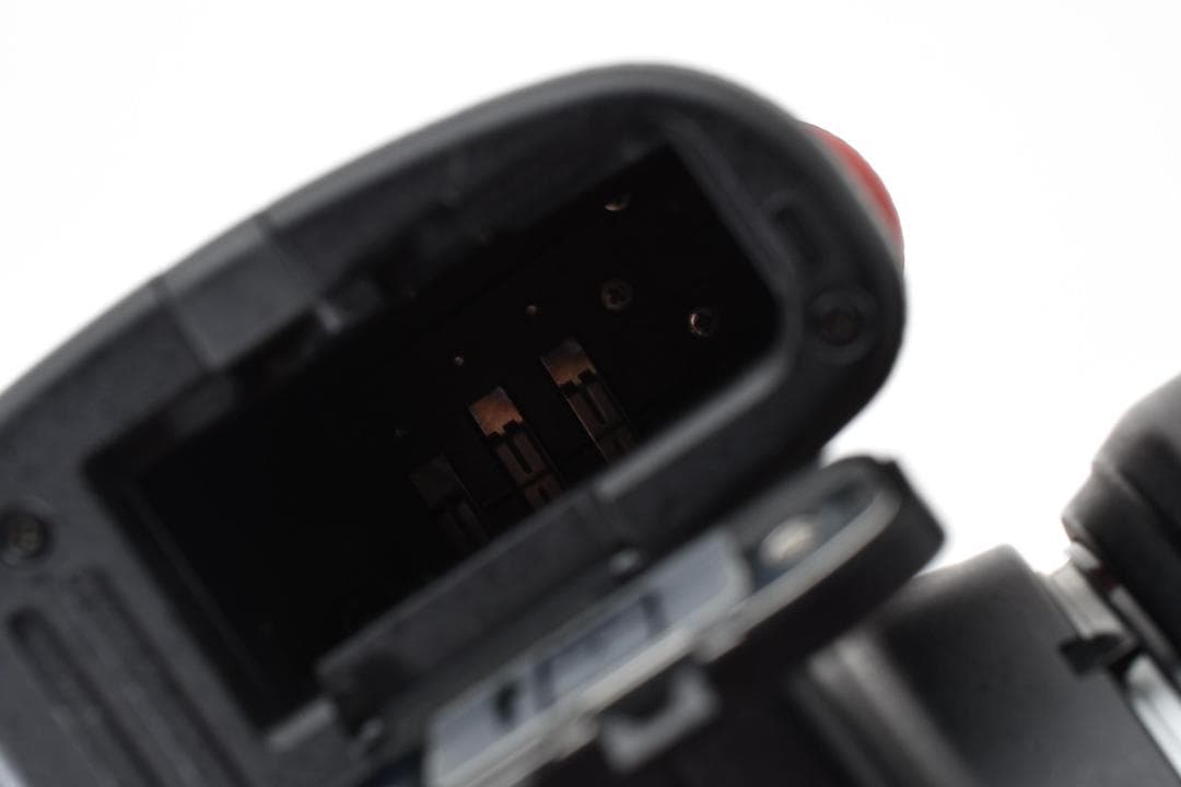 ■ 美品 ■ ニコン　Nikon D3000 18-55mm《S数1915枚》