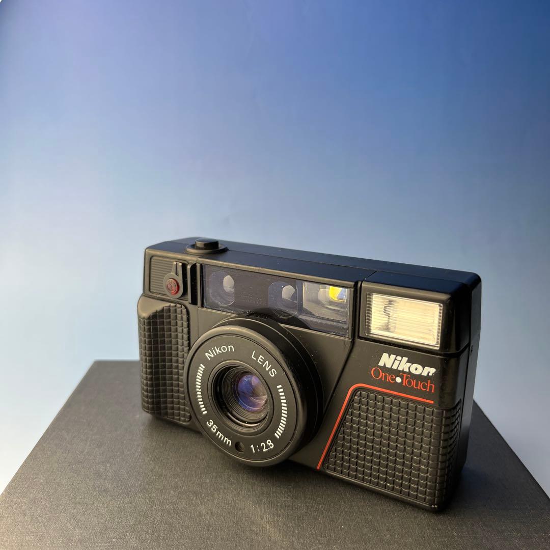 Nikon One Touch 35mm レンジファインダーカメラ