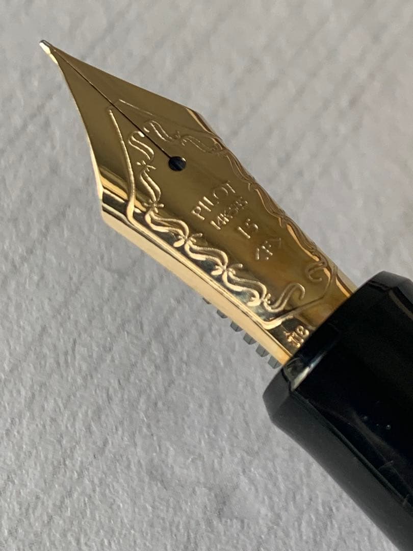 PILOT パイロット カスタム743 万年筆 F