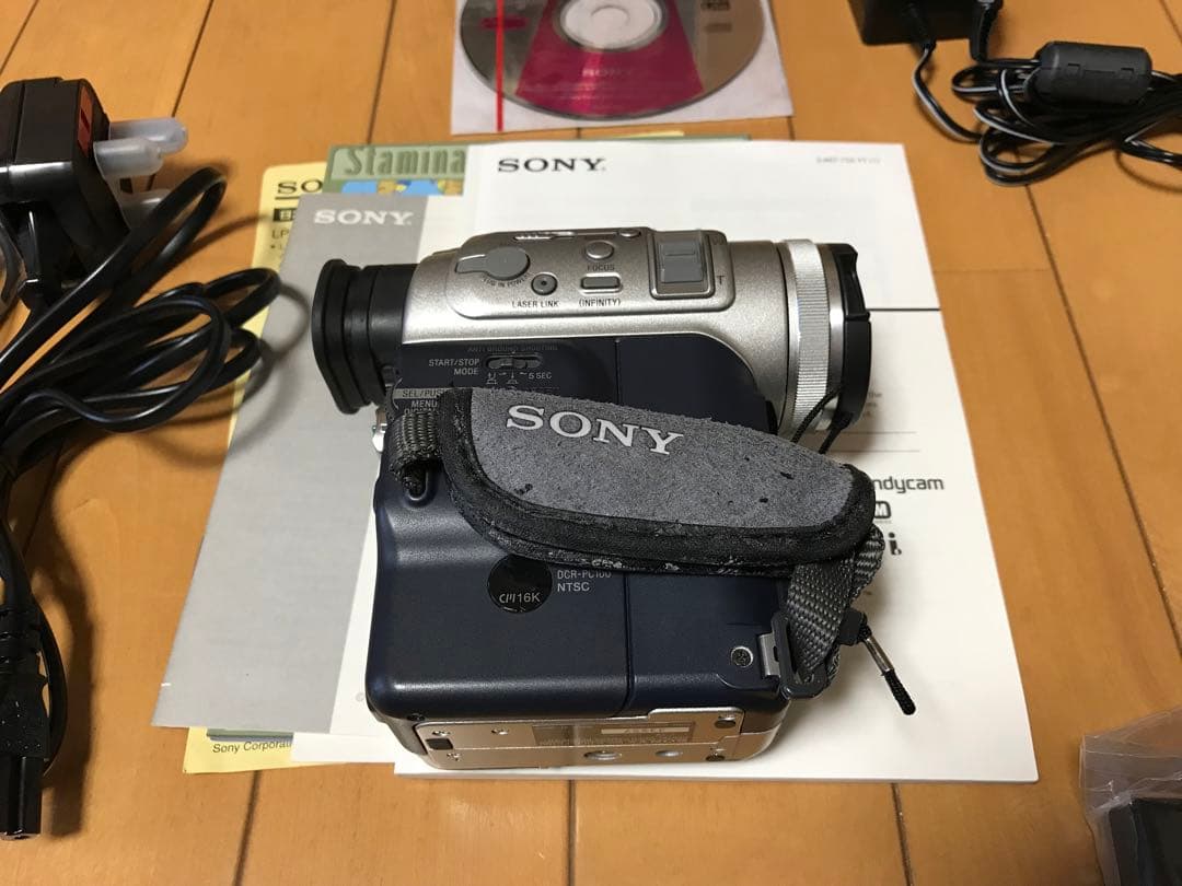 SONY DCR-PC100 デジタルハンディカム 本体