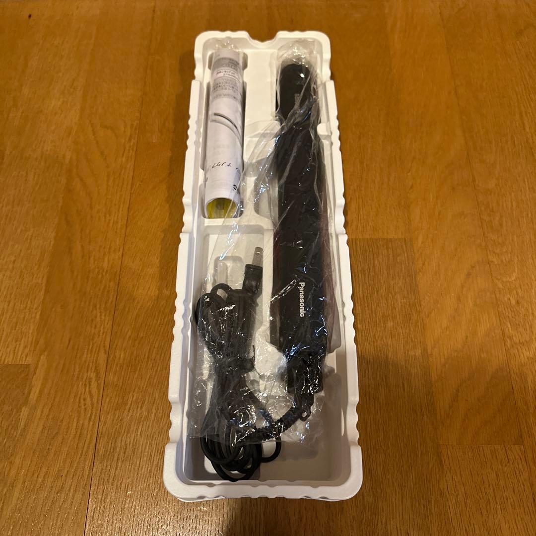 店頭展示品　Panasonic EH-HS9E ストレートヘアアイロン