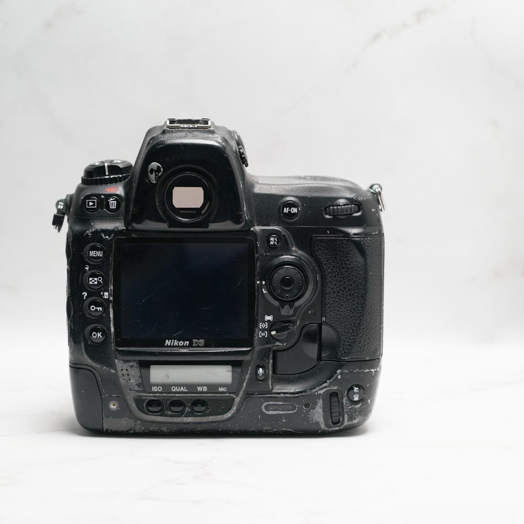 nikon D3 ボディのみ
