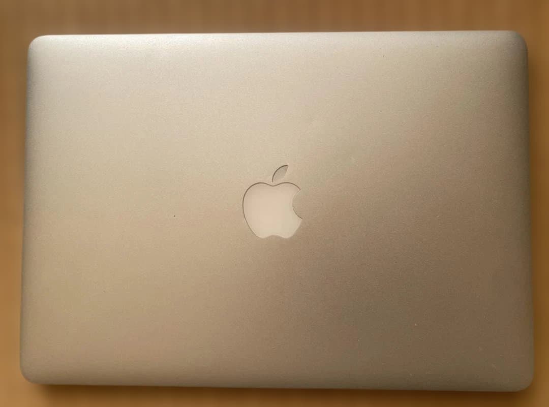 MacBook Air 13インチ (Early2015 Intel Core)