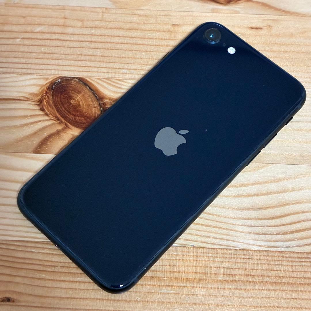 yy17280A バッテリー新品　iPhoneSE第3世代64GB SIMフリー