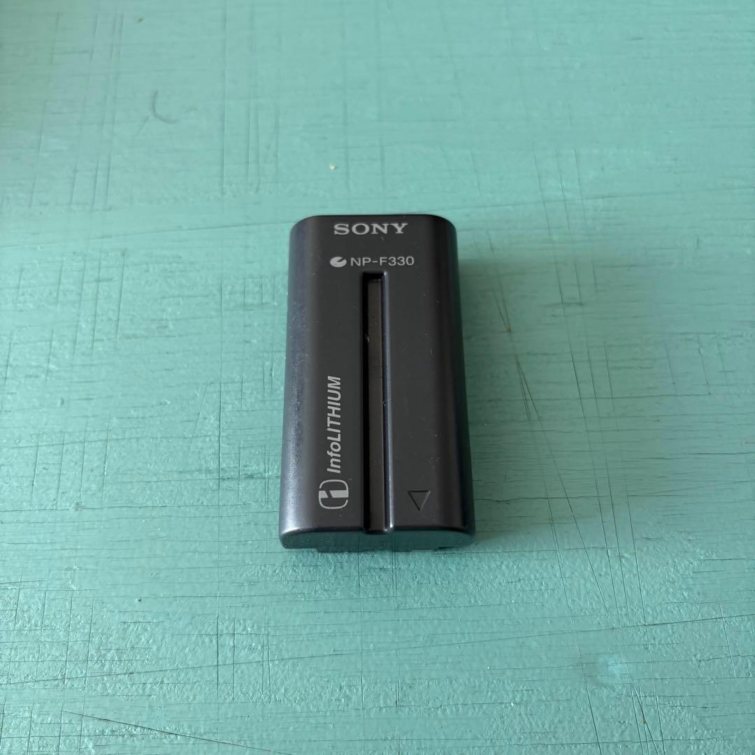動作品sony CCD-TRV45 8mmビデオカメラ カセットテープ ダビング
