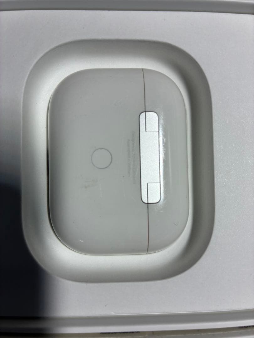 正規品　AirPods Pro 第一世代、ケース付き