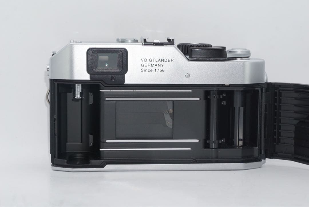 フィルムカメラ BESSA R