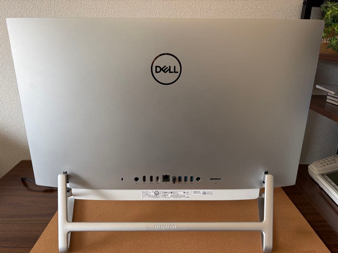 美品 Dell i7-1165G7/8GB/約1.3TB Windows11