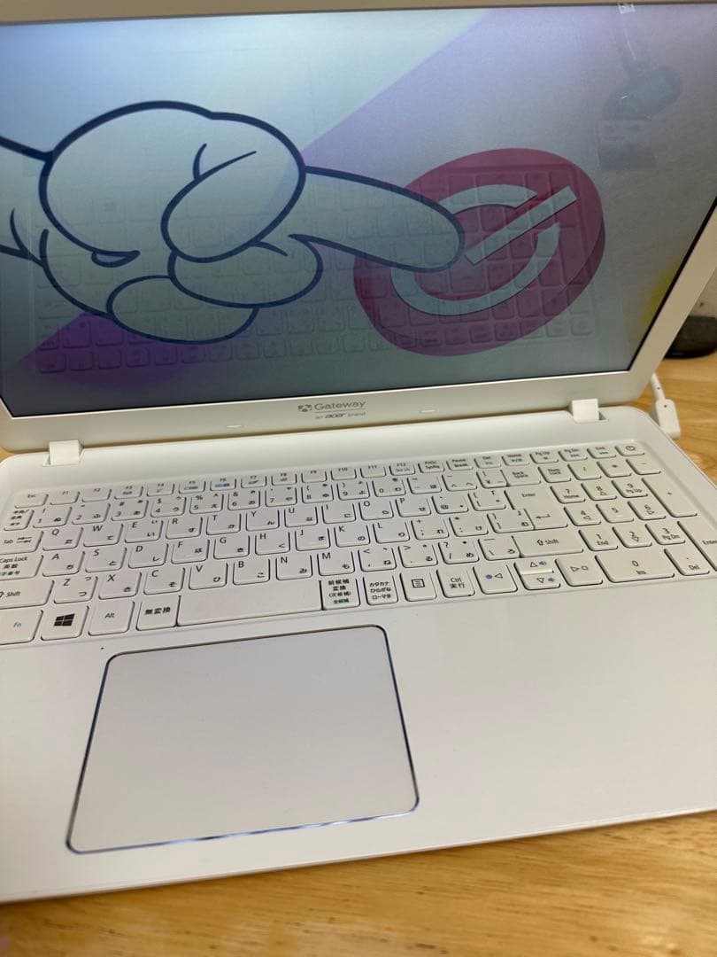 acer gatewayNE574 s N16Q2 人気の白　惜しい￼ジャンク￼