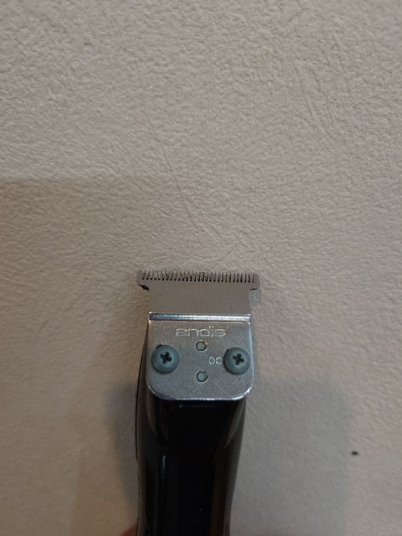 アンディス　トリマー