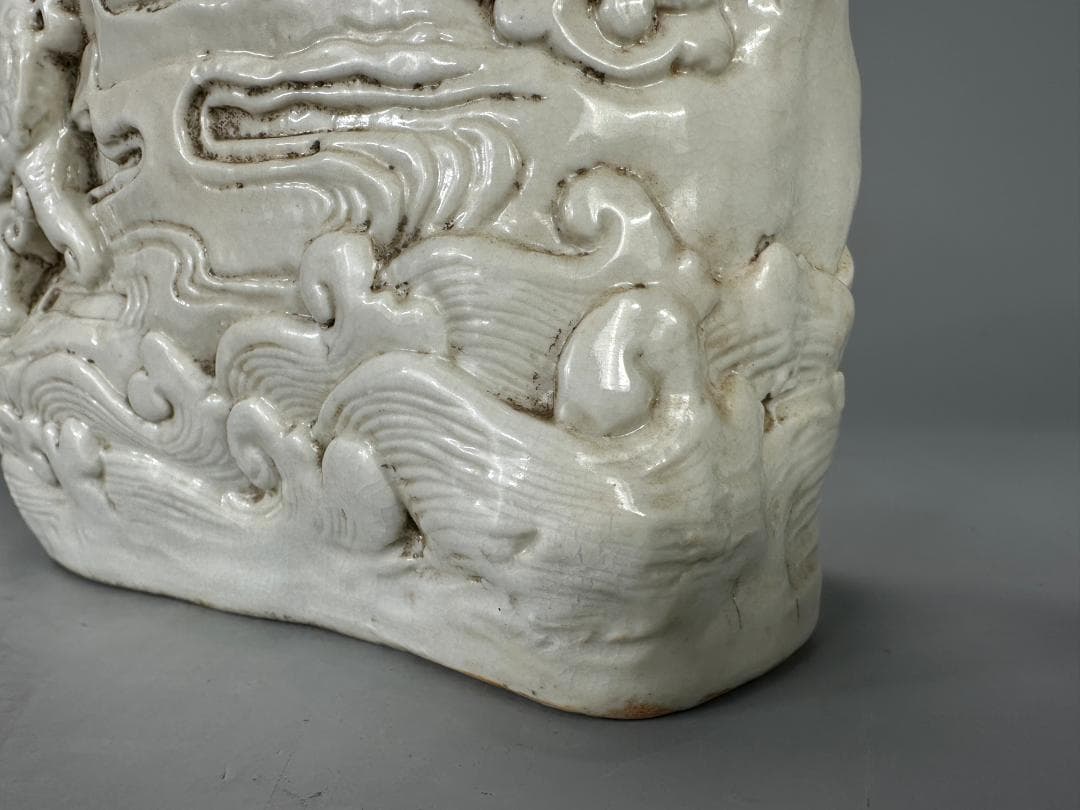 A3S30 中国美術　徳化窯　白磁彫龍鳳香炉文　置物　文房具　陳国治 在銘　唐物