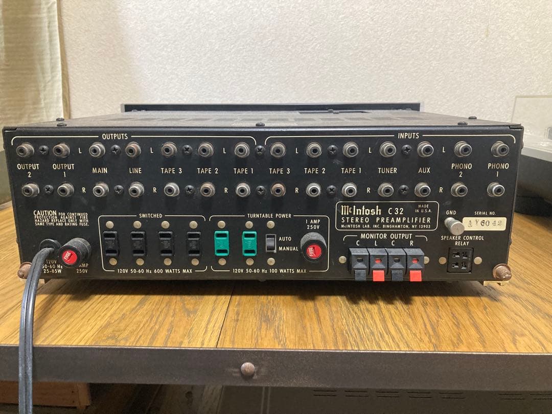 McIntosh C32 マッキントッシュ プリアンプ