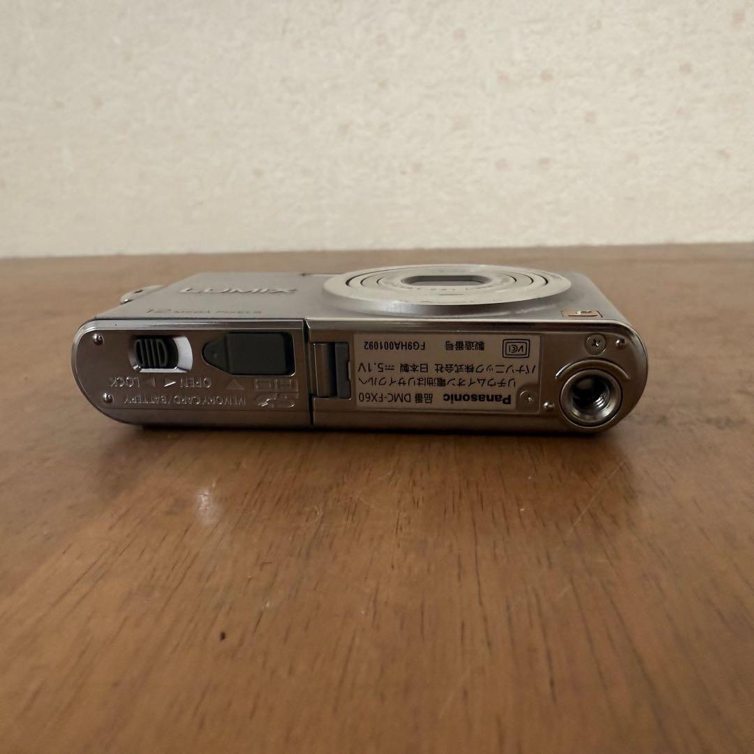 ● 良品 Panasonic コンパクトデジタルカメラ DMC-FX60