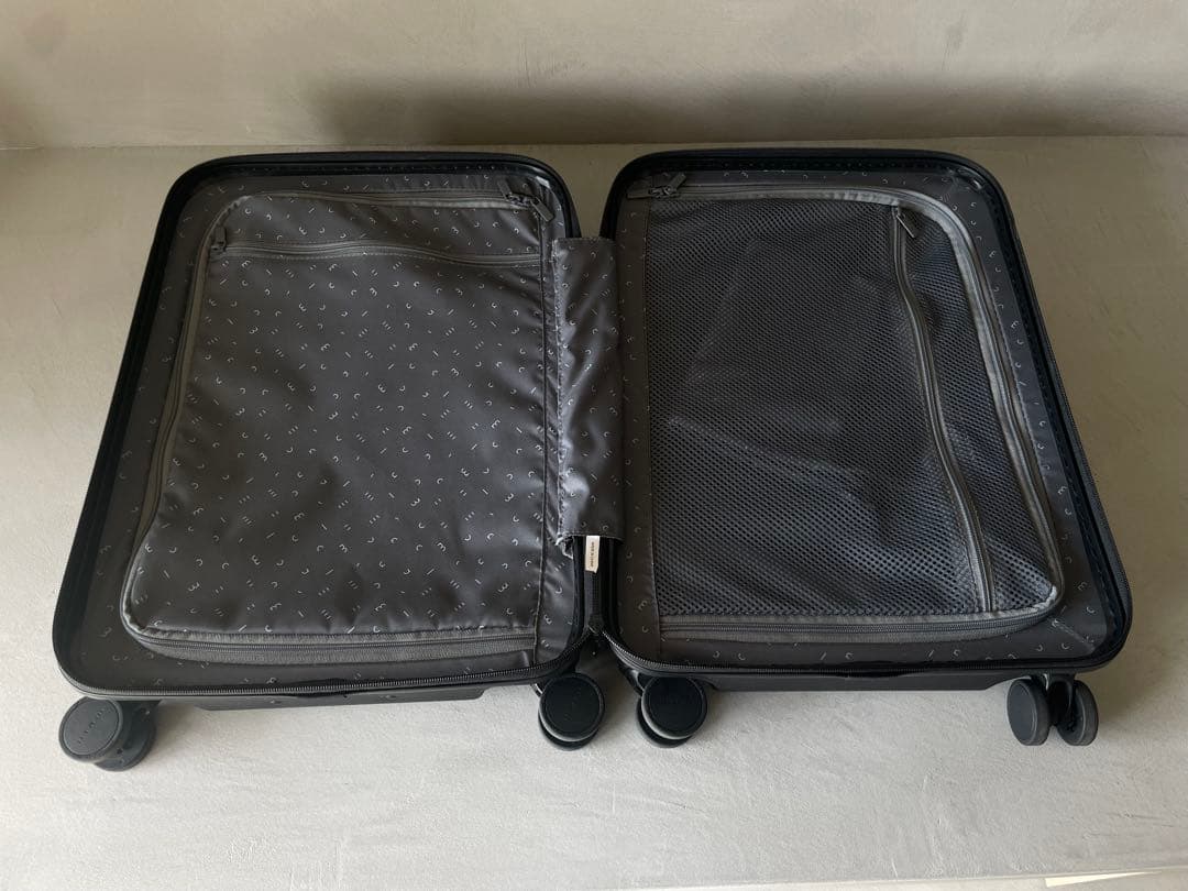 モルン moln スーツケース ブラック スモール 機内持ち込みサイズ 34L