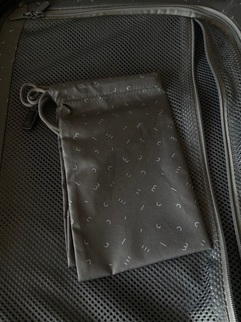 モルン moln スーツケース ブラック スモール 機内持ち込みサイズ 34L