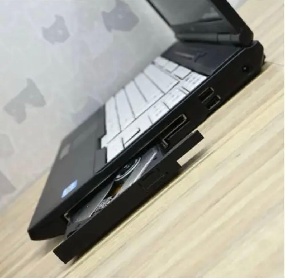 ★美品 高性能i3！SSD256GB メモリ8GB★A561/D