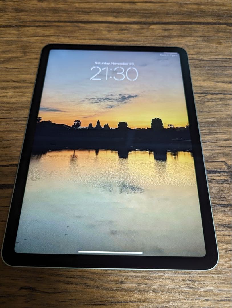 iPad Air 10.9 インチ 第4世代 Wi-Fiモデル グリーン