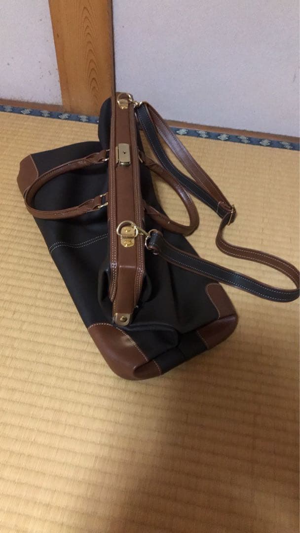 旅行バック ブランド:ミチコロンドン(コシノ) 合成皮革 新品未使用品