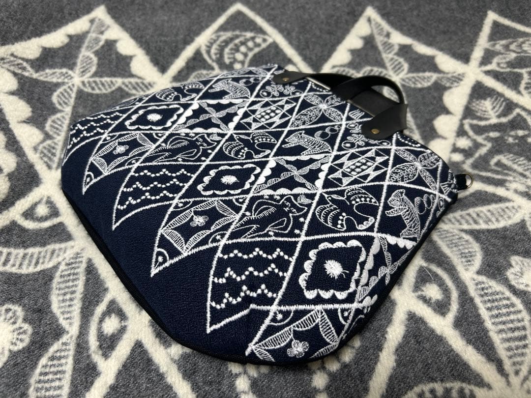 ハンドメイド♡ミナペルホネン♡新色symphony♡navy♡コロりんトート