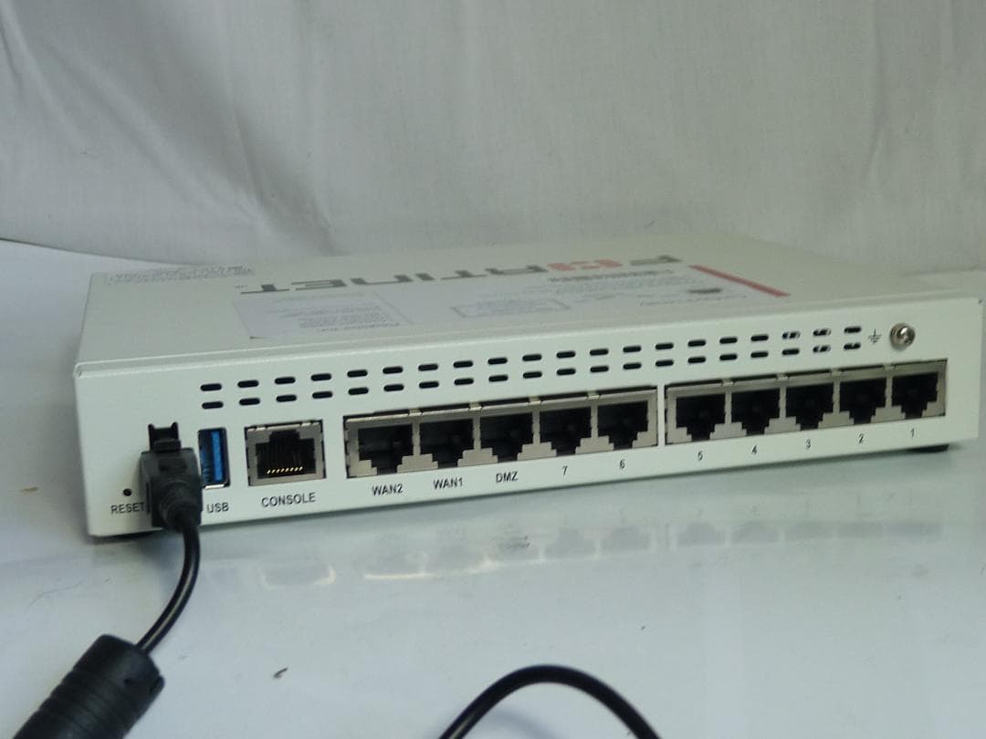 Fortinet FortiGate 60E FG-60E ACアダプター付き