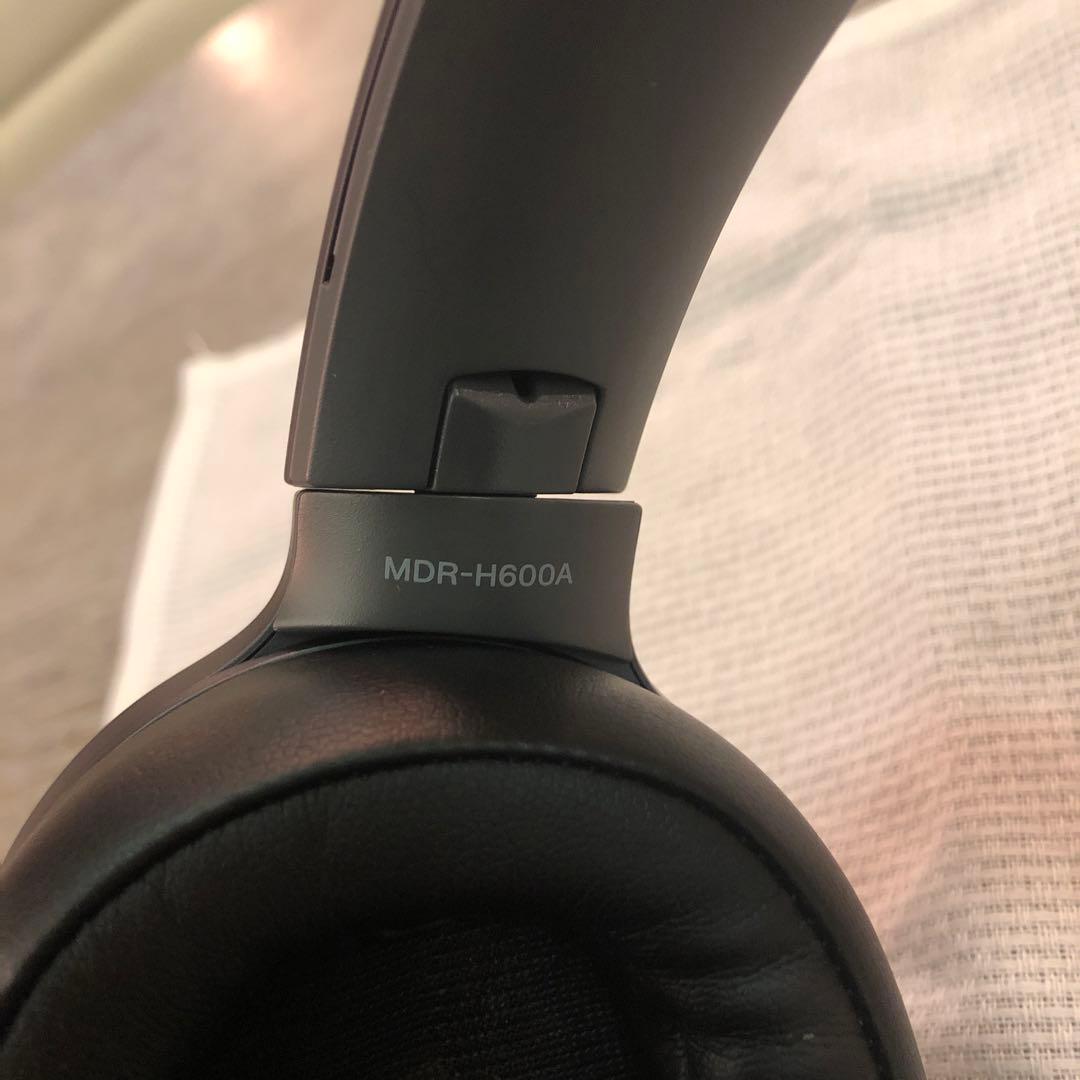 SONY MDR-H600A (オマケ付き)