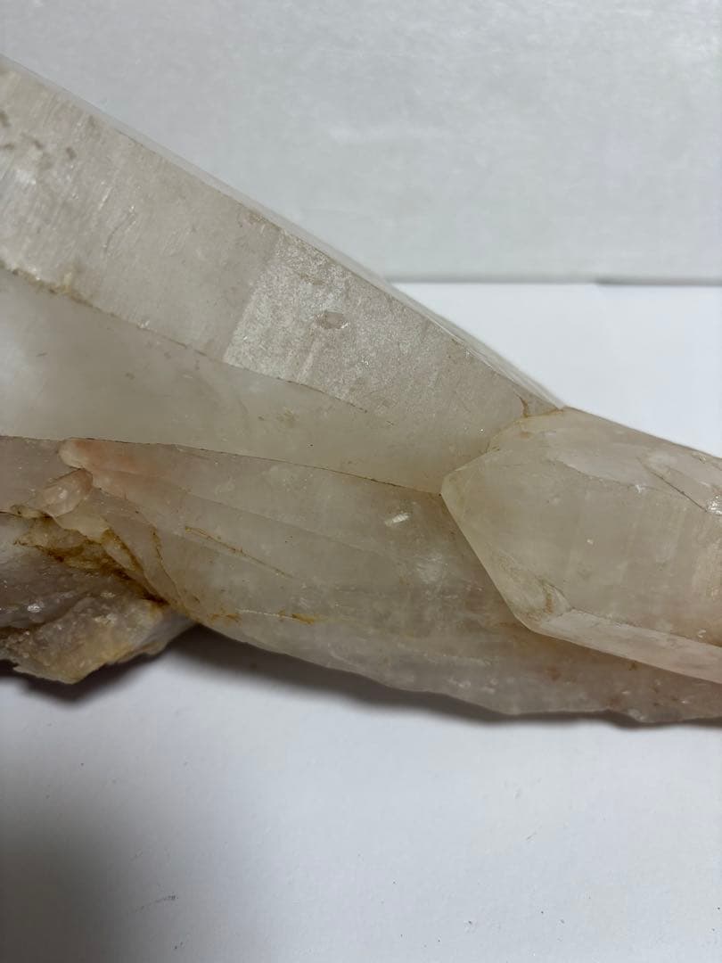 ヒマラヤ産　大きな水晶クラスタ　約1820g 置き物に良い形　パワーストーン