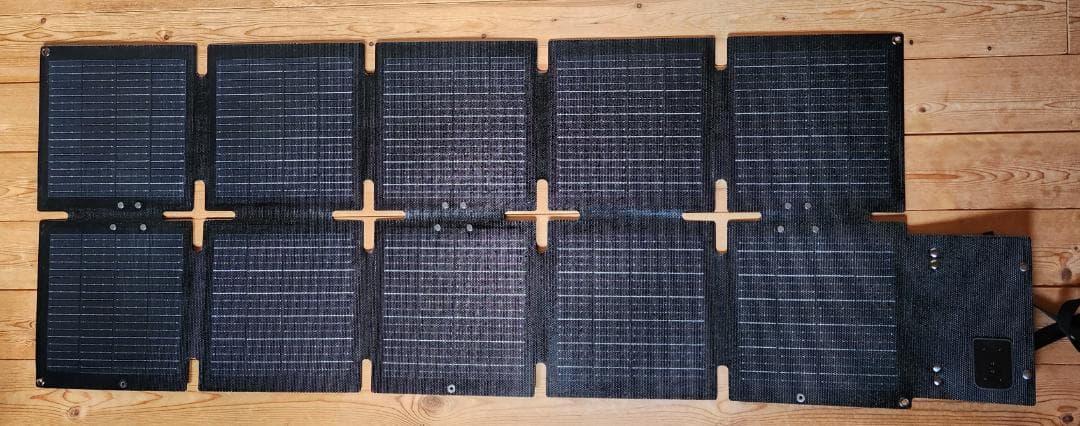 100W ポータブル ソーラーパネル Yoshino CP10