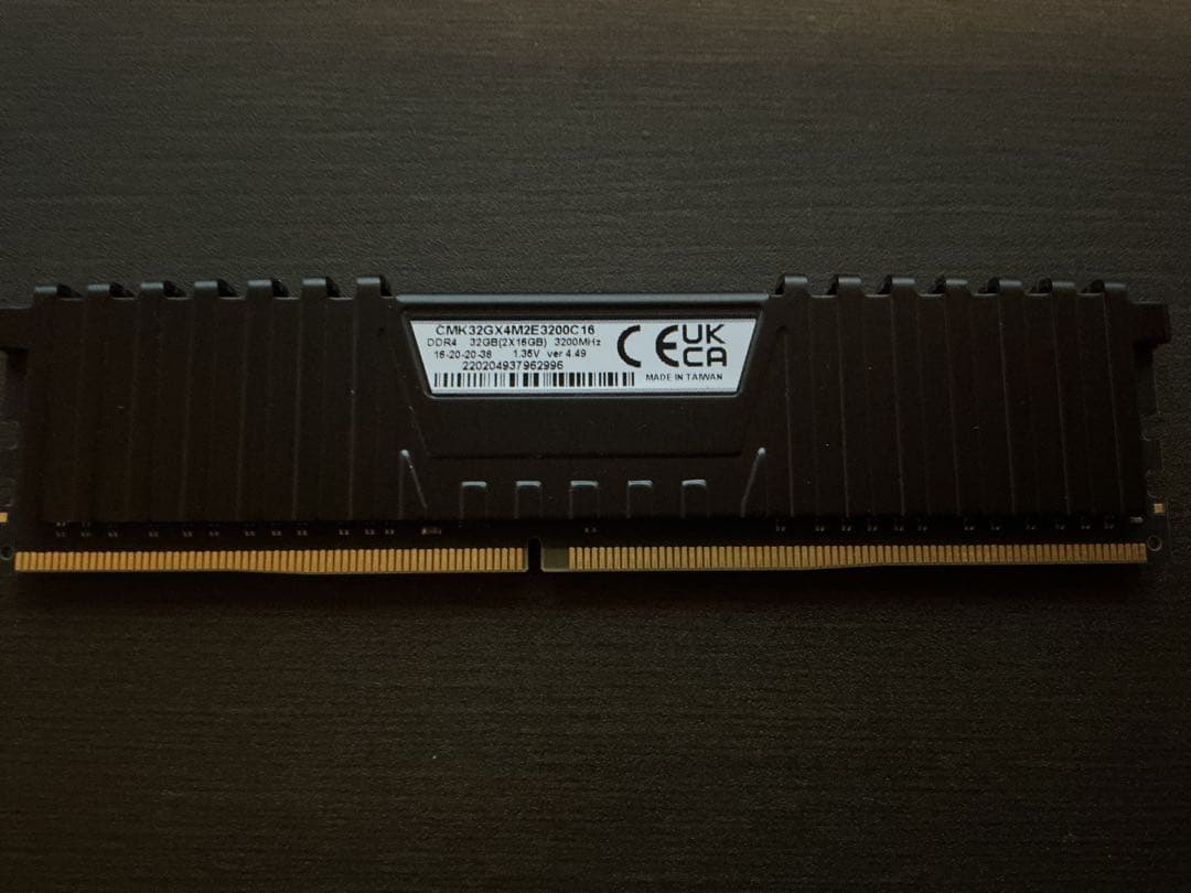 Vengeance LPX DDR4 メモリー32GB デスク用 3200MHz
