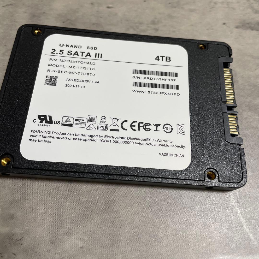 SSD 2.5インチ 4TB SATA ノーブランド
